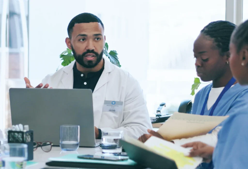 Olah-Blog-Discover-why-having-the-right-team-in-place-is-critical-for-any-legacy-data-archiving-project
